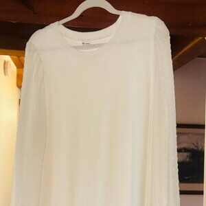 XXL Crew Neck Top w White Polka Dot Sheer Sleeves NWOT